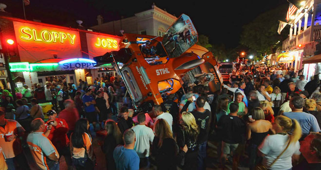 The Duval Crawl—in less than a month it will happen again. Photo courtesy/copyright Jay Nichols/Naples Image.