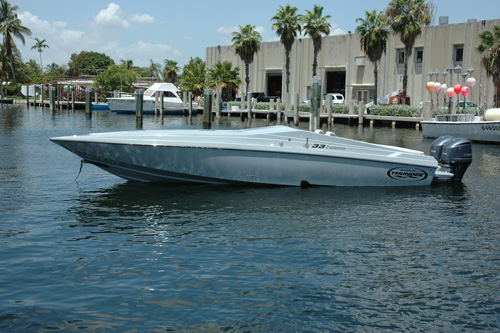 In initial sea trial, the first outboard-powered Active Thunder 33' Evolution topped 70 mph.