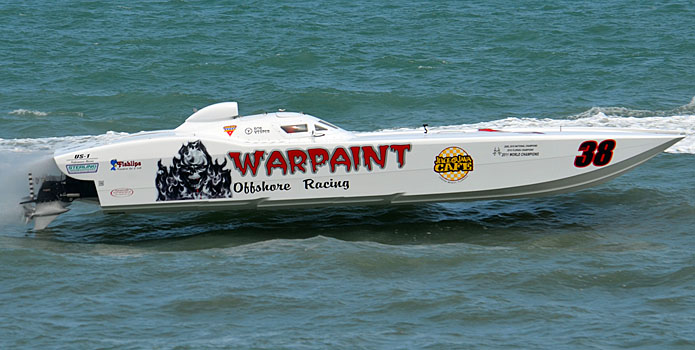 Team Warpaint is looking forward to a successful 2014 season in the competitive Superboat class. Photo courtesy/copyright Lucididee Fast Boats
