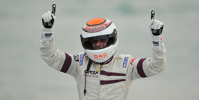 Qatar Team driver Alex Carella proclaims he's No. 1 after claiming his second straight F1 H2O World Championship. Photo courtesy Qatar Marine Sports Federation