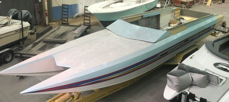Jaguar Powerboats Converting Well-Known Thriller Raceboat With Outboards