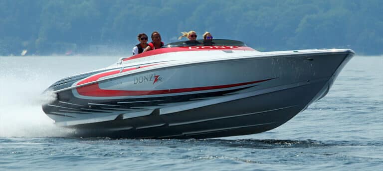 Featured Boat: 2007 Donzi 38 ZR