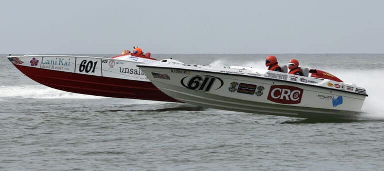 Predator Apache Team Expanding With Smith Brothers Raceboat Acquisition